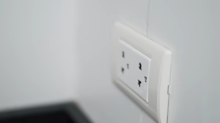 surface socket